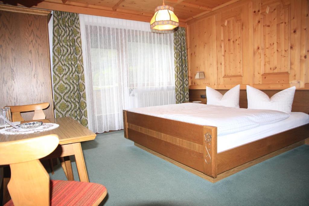 Berghaus Maria Bed & Breakfast Pettneu am Arlberg Oda fotoğraf